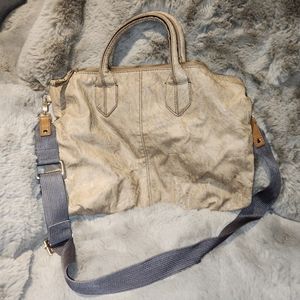 Gap distressed tote
